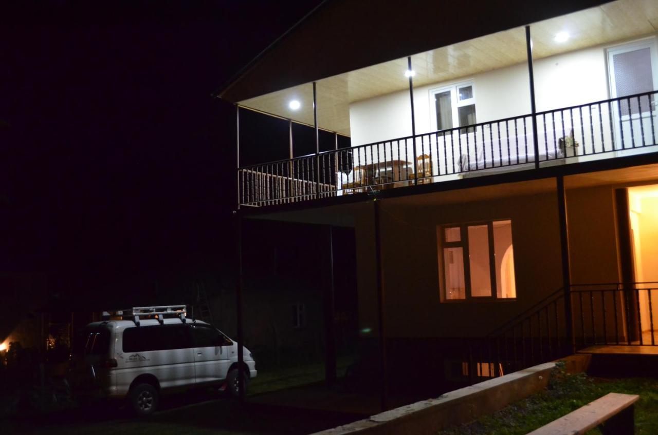 Guesthouse Qarim Mestia Exterior photo